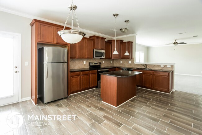 Building Photo - 693 Nannyberry Ln