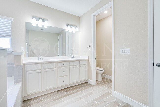Building Photo - Beautiful 4-Bedroom Ormond Beach Home
