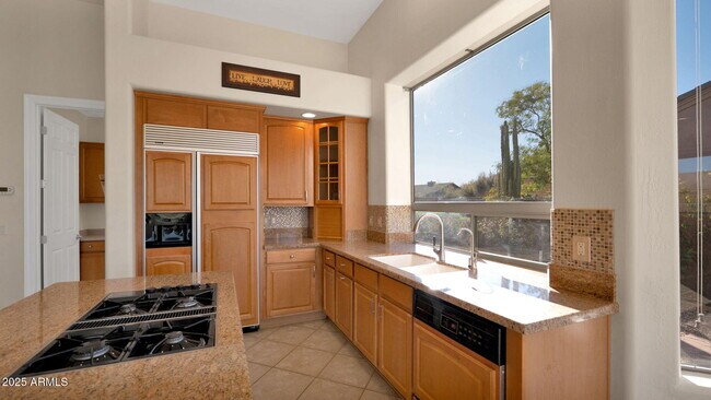 Building Photo - 11732 E Sand Hills Rd