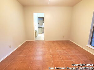 Building Photo - 2807 Bee Cave St