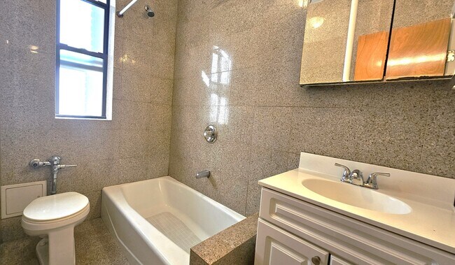 Floorplan - 615 Fort Washington Avenue