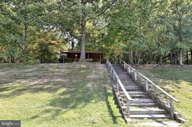 Building Photo - 13950 Estuary Dr