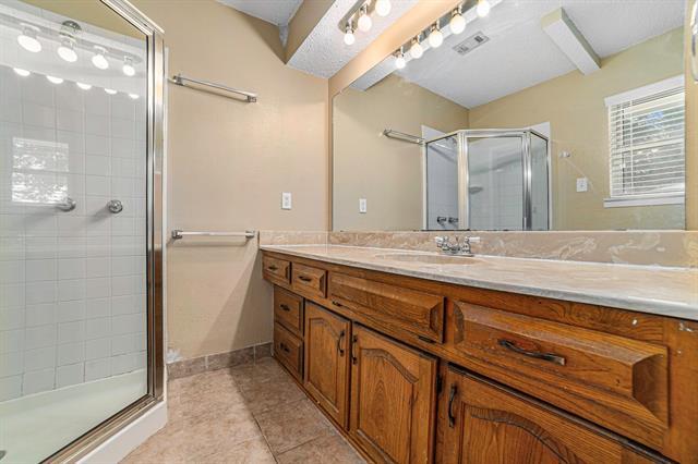 Building Photo - 3407 Tipps Dr