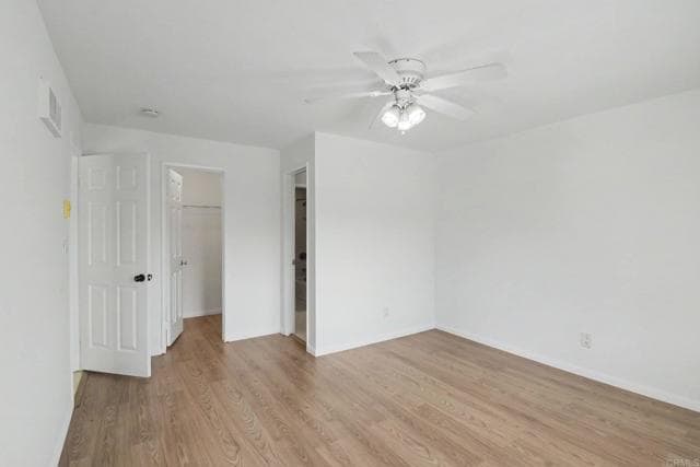 Building Photo - 7405 Charmant Dr
