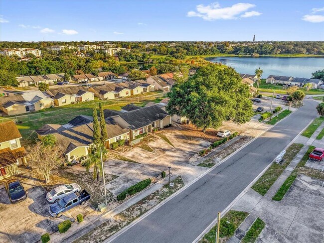 Building Photo - 1271 Woodman Way