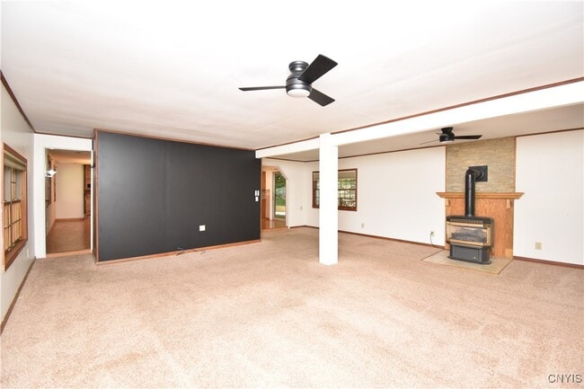 Building Photo - 24673 Crane Ln