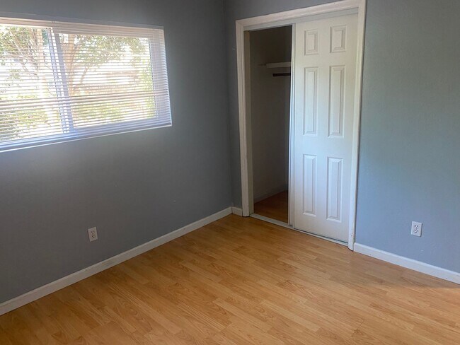 Building Photo - *Wait list full- Currently not accepting applications* Lovely home near Mt. Whitney High School