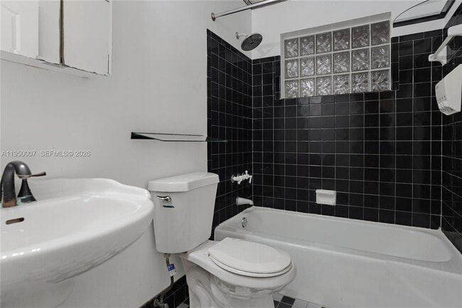 Building Photo - 11121 SW 203rd Terrace