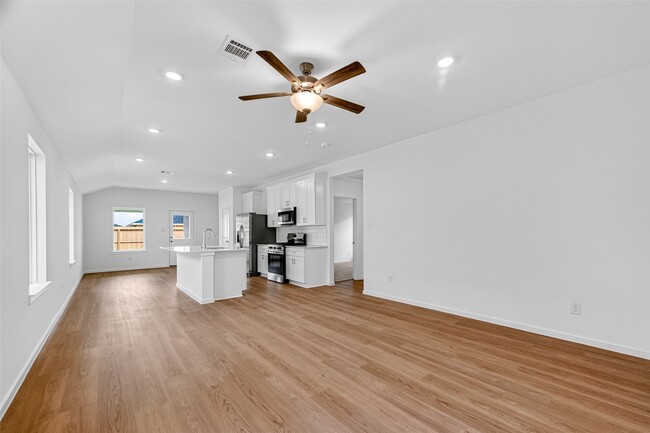 Building Photo - 3529 Longhorn Vly St