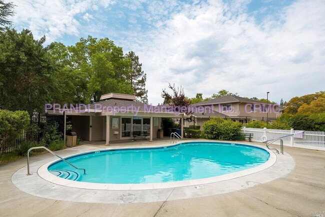 Building Photo - 24 Lassen Ln