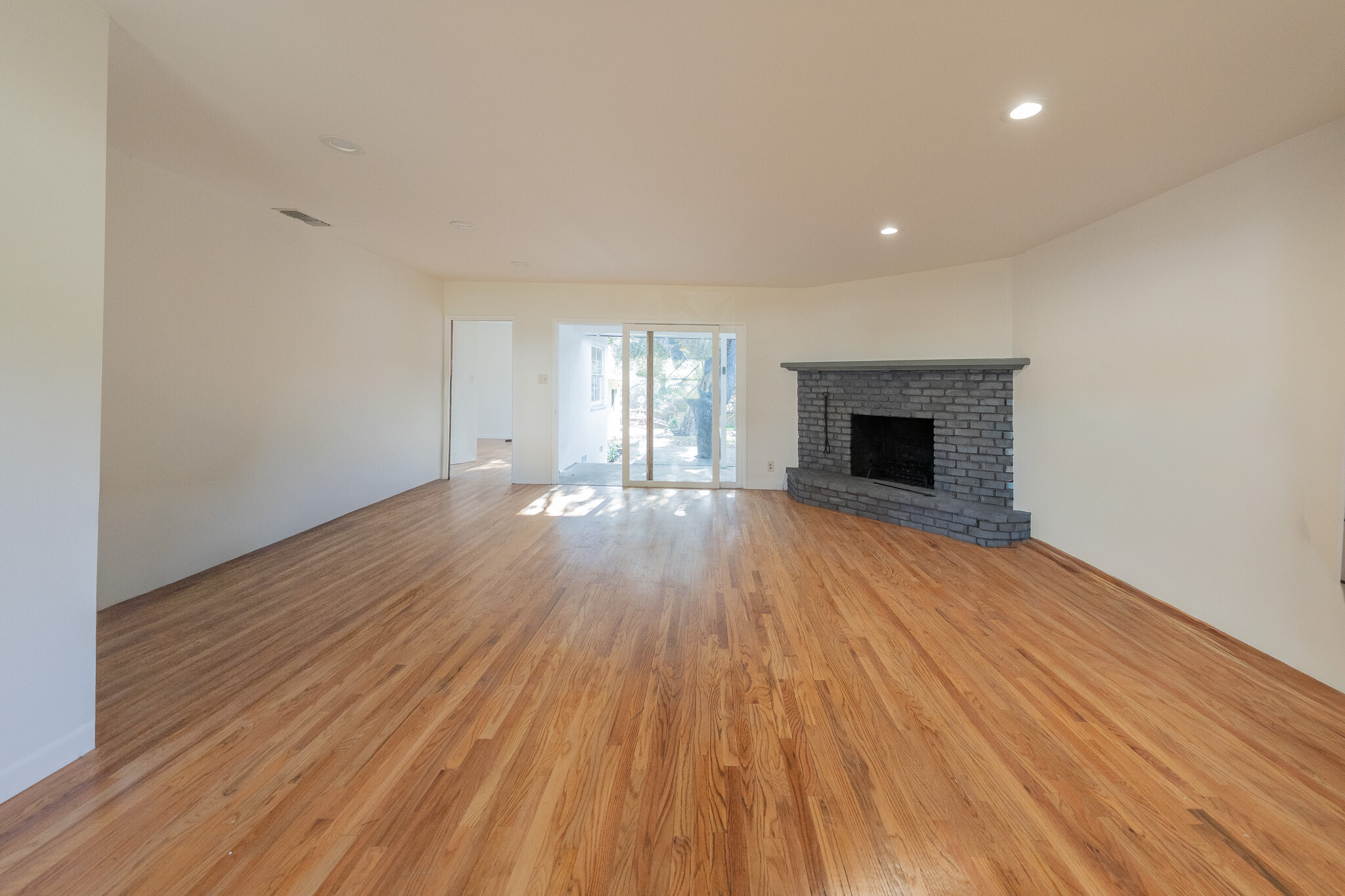 Building Photo - 3106 Honolulu Ave