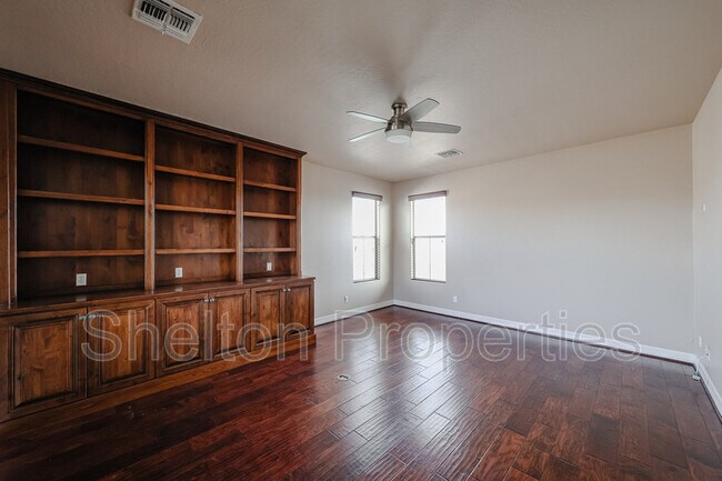 Building Photo - 3779 N Denny Way