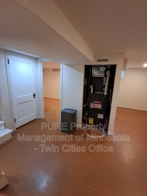 Building Photo - 16050 45th St NE