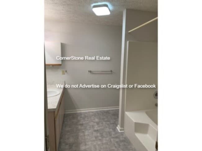 Building Photo - 1833 Sardonyx Rd