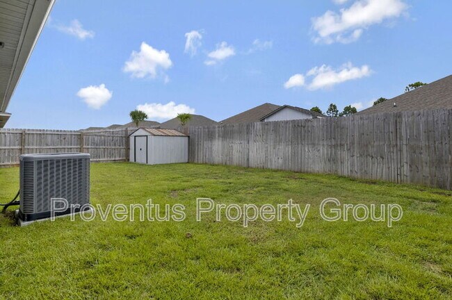 Building Photo - 2419 Privet Berry Dr