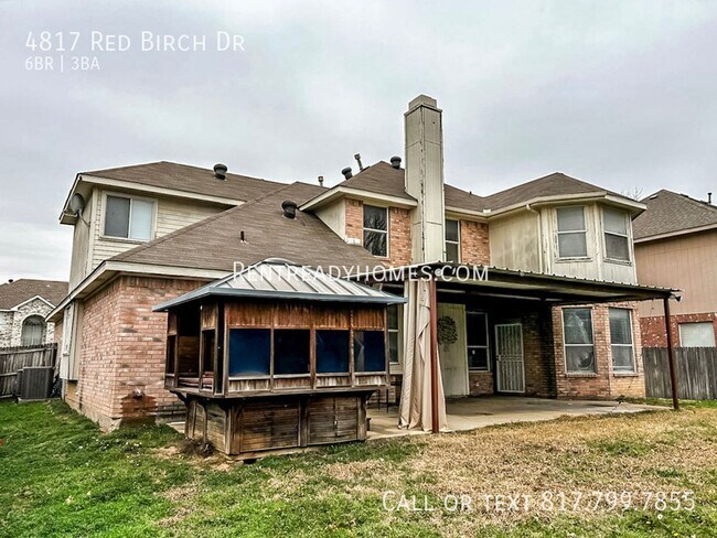 Building Photo - 4817 Red Birch Dr