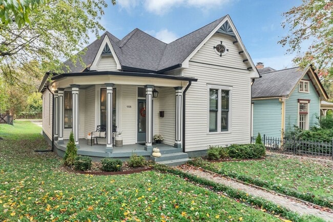 Building Photo - AVAILABLE NOW. Beautifully Restored and FULLY Furnished East Nashville 2 Bed 2 Bath Cottage $4500...