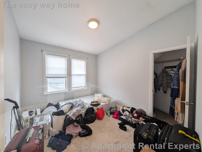 Building Photo - 16 Curtis Ave