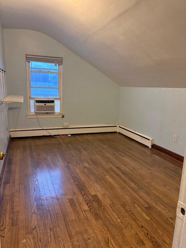 Building Photo - 1314 Dorchester Ave