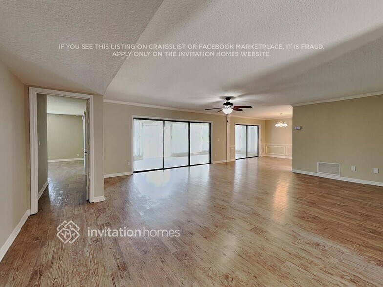 Building Photo - 1449 Lake Marion Dr