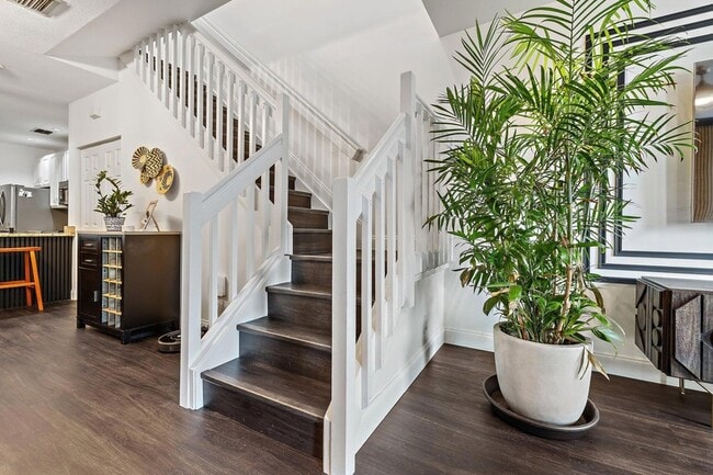 Building Photo - 1101 Beach Rd