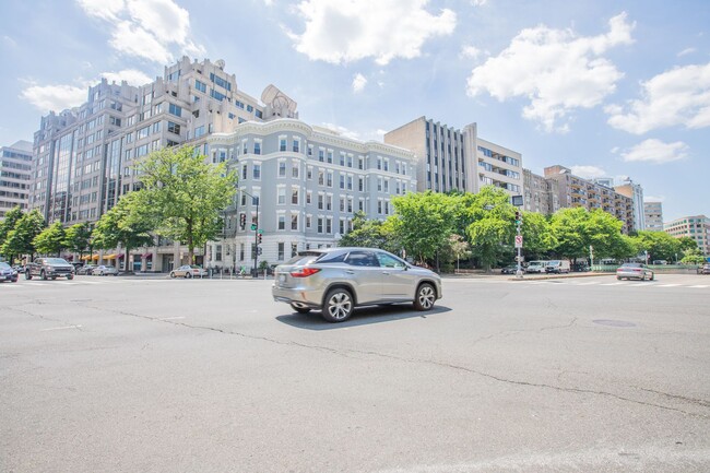 Primary Photo - Spacious Studio Condo in Logan Circle!