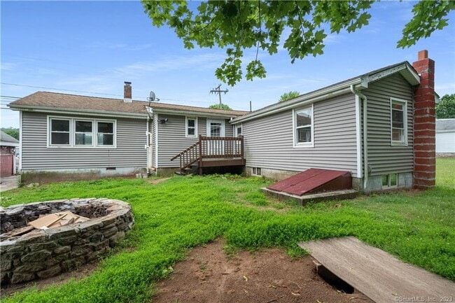 Building Photo - 224 Hartford Turnpike