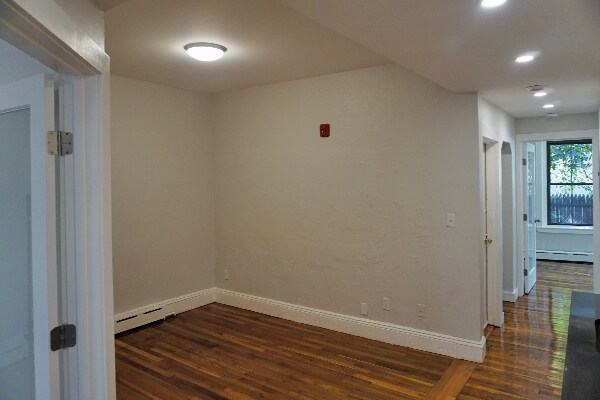 Building Photo - 315 Freeport St