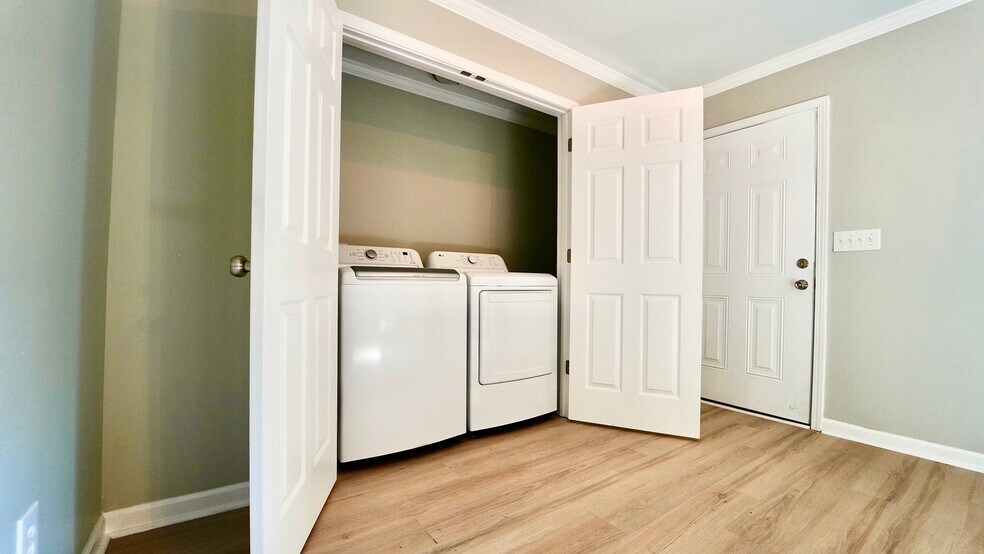 Building Photo - 311 S 2nd St