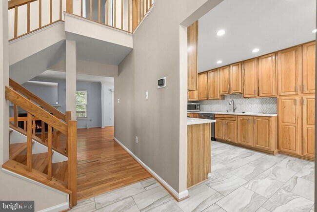 Building Photo - 25 Tivoli Lake Ct