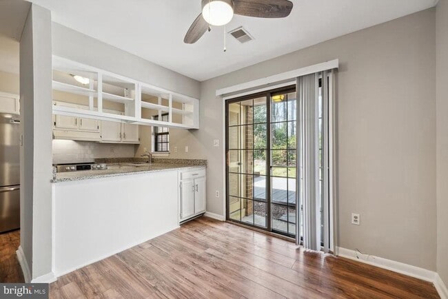 Building Photo - 2053 Headlands Cir
