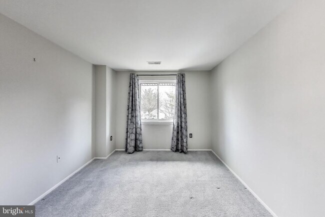 Building Photo - 18509 Owl Run Way