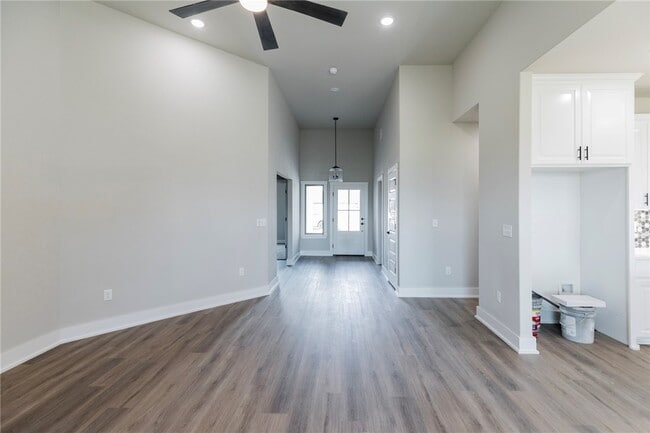 Building Photo - 808 Kelley Ann St