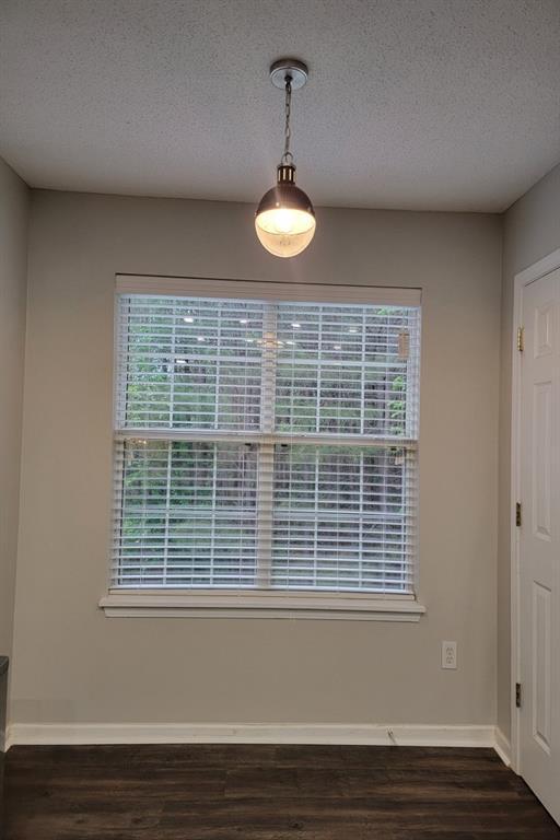Building Photo - 3110 Crest Ridge Cir SW