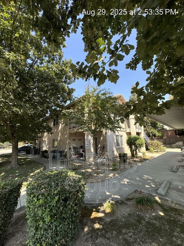 Primary Photo - 2924 N Zachary St