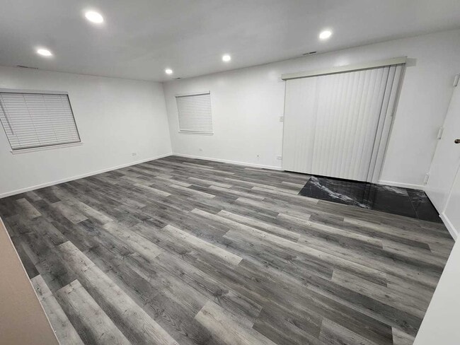 Building Photo - 1781 Algonquin Rd