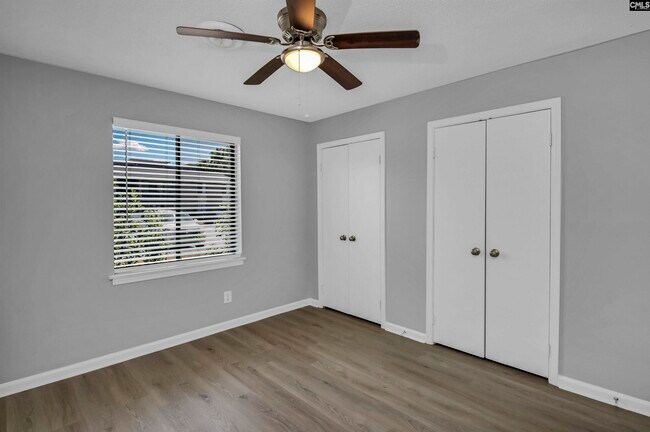 Building Photo - 331 W Main St