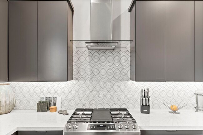 Building Photo - 4227 Allen St