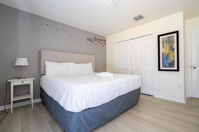 Building Photo - 2625 Santosh Cove