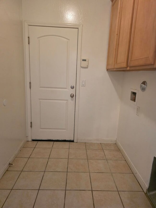 Building Photo - 2705 Granite Ridge Pl