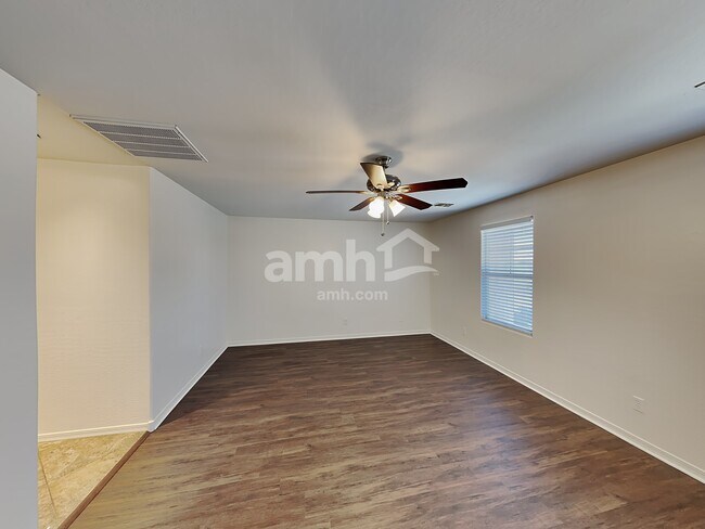 Building Photo - 4717 S Antonio