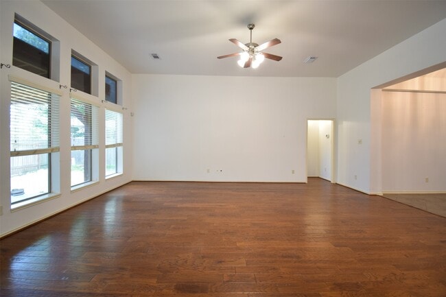 Building Photo - 1511 Eden Meadows Dr