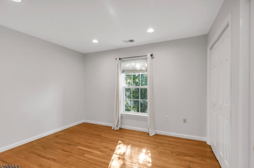 Building Photo - 22 Honeyman Rd
