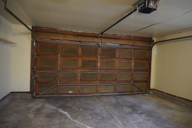 Building Photo - 2909 NE 135th Ave