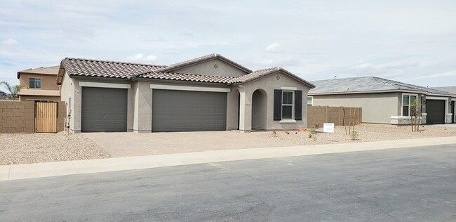 Primary Photo - The 2 YEARS NEW 4 bedroom + 3 car garage r...