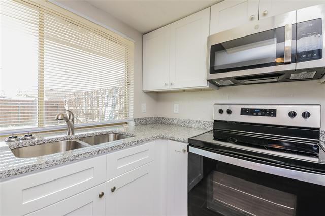 Building Photo - 1702 Marblehead Dr