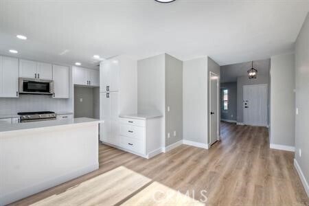 Building Photo - 4691 Lofty Grove Dr