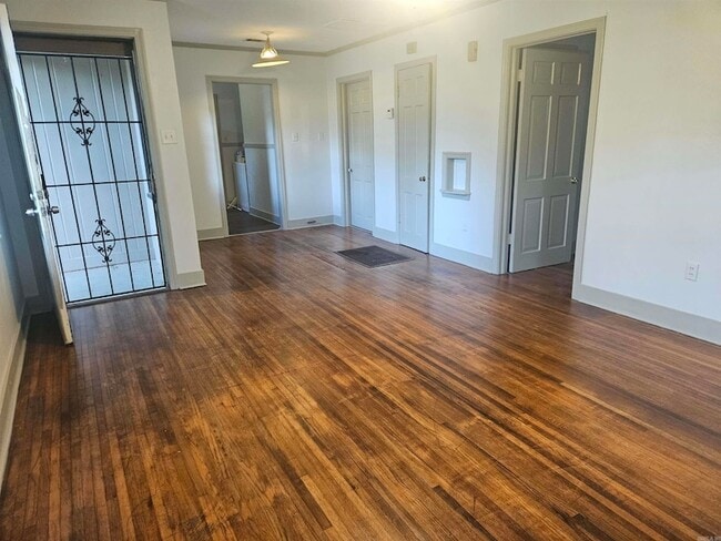 Building Photo - 2405 S Fillmore St