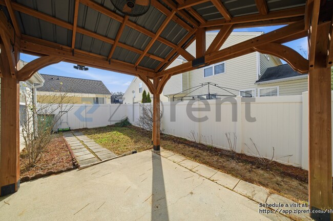 Building Photo - 122 Swanee Ln