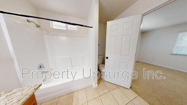 Building Photo - 3720 Silvario Ct